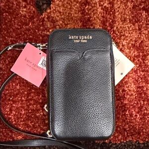 Kate Spade Bew York zeezee north south leather phone